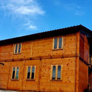 Wooden House Garetke فيلة باتومي